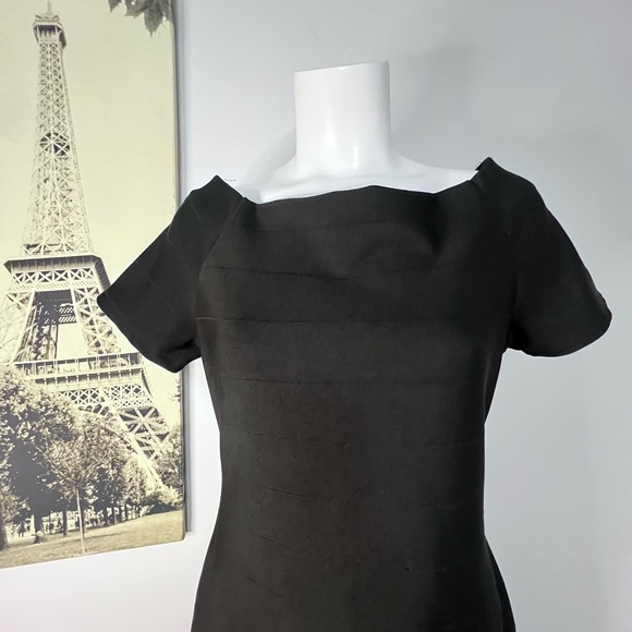 Haute Monde Elegant Black Midi Dress - Picture 3 of 9